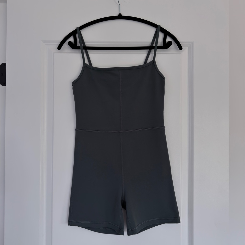 Aritzia LIFE Divinity 5" Romper